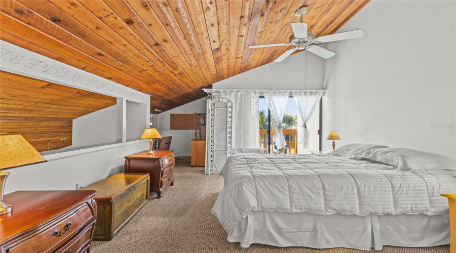 Sarasota, Florida 34235, 2 Bedroom Bedrooms, ,2 Bathroombathrooms,Residential,For Sale,Willow,0,Mfra4691560