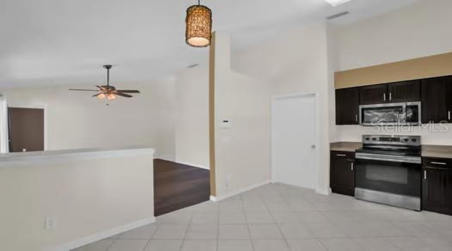 Orlando, Florida 32822, 3 Bedroom Bedrooms, ,2 Bathroombathrooms,Residential,For Sale,Fort Clinch,0,Mfro6436244