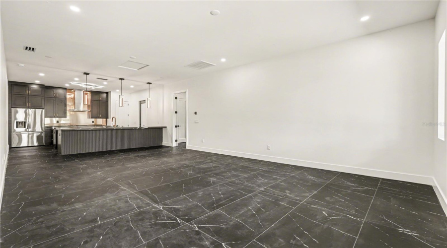 Seffner, Florida 33584, 3 Bedroom Bedrooms, ,2 Bathroombathrooms,Residential,For Sale,Garland,0,Mfrtb8500178