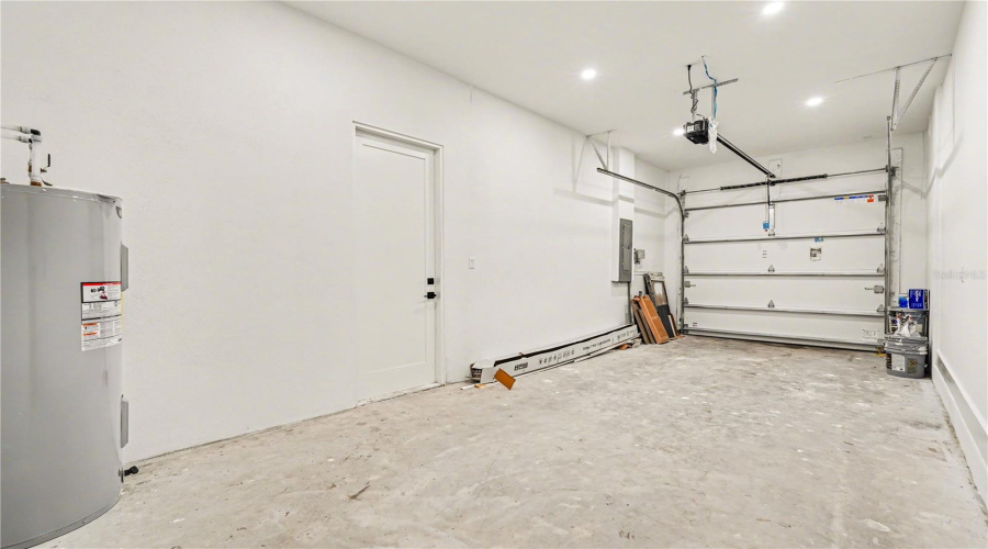 Seffner, Florida 33584, 3 Bedroom Bedrooms, ,2 Bathroombathrooms,Residential,For Sale,Garland,0,Mfrtb8500178
