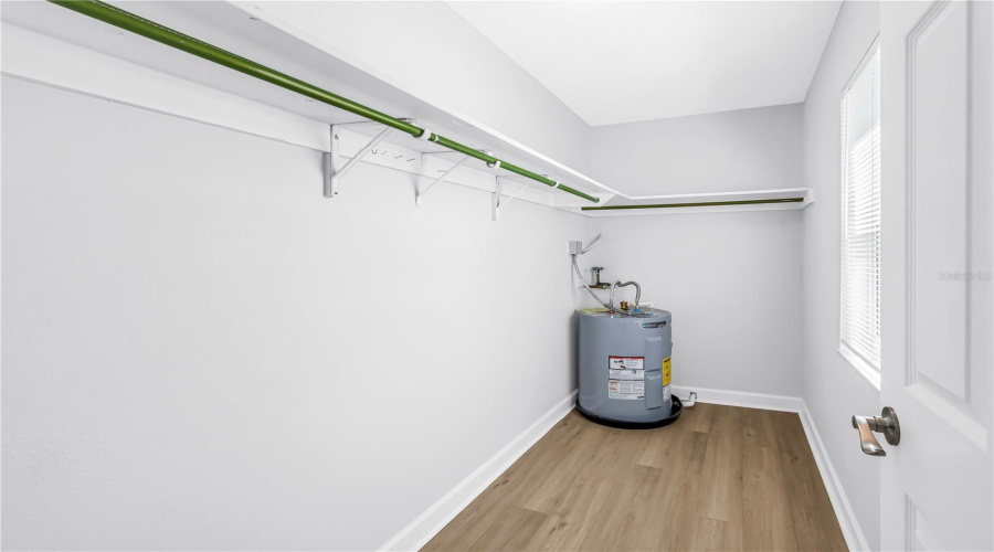 South Pasadena, Florida 33707, 1 Bedroom Bedrooms, ,1 Bathroombathrooms,Residential,For Sale,Sunset,0,Mfrtb8508980