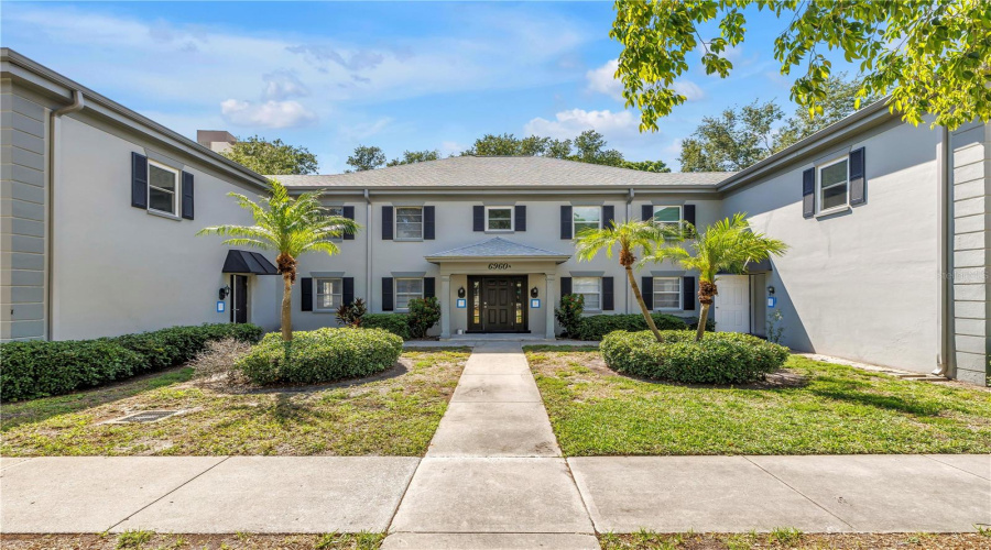 South Pasadena, Florida 33707, 1 Bedroom Bedrooms, ,1 Bathroombathrooms,Residential,For Sale,Sunset,0,Mfrtb8508980