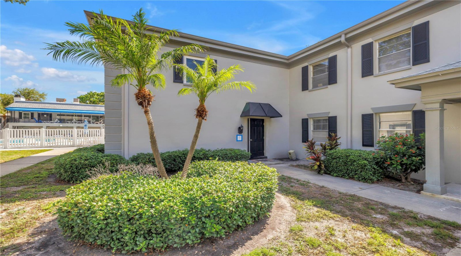 South Pasadena, Florida 33707, 1 Bedroom Bedrooms, ,1 Bathroombathrooms,Residential,For Sale,Sunset,0,Mfrtb8508980