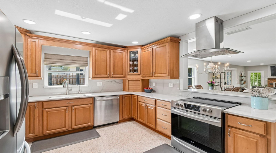Belleair, Florida 33756, 3 Bedroom Bedrooms, ,3 Bathroombathrooms,Residential,For Sale,Eagles Nest,0,Mfrtb8521815