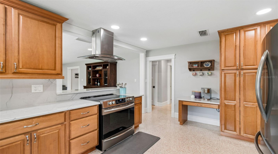 Belleair, Florida 33756, 3 Bedroom Bedrooms, ,3 Bathroombathrooms,Residential,For Sale,Eagles Nest,0,Mfrtb8521815