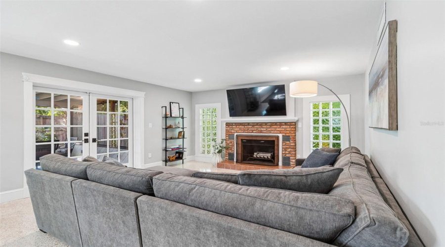 Belleair, Florida 33756, 3 Bedroom Bedrooms, ,3 Bathroombathrooms,Residential,For Sale,Eagles Nest,0,Mfrtb8521815