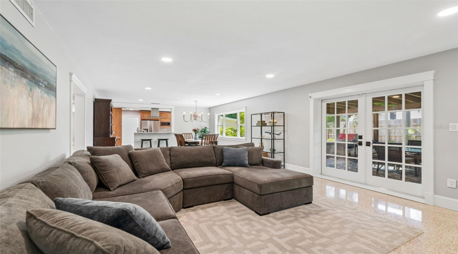 Belleair, Florida 33756, 3 Bedroom Bedrooms, ,3 Bathroombathrooms,Residential,For Sale,Eagles Nest,0,Mfrtb8521815