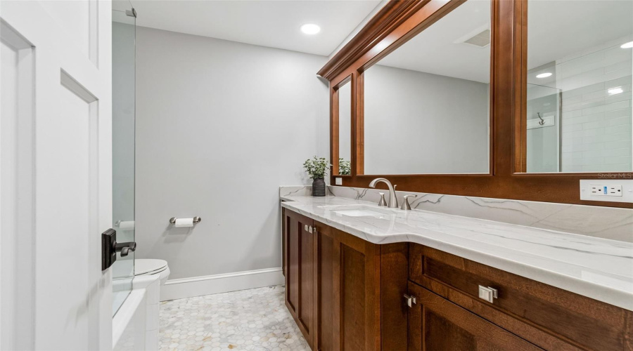 Belleair, Florida 33756, 3 Bedroom Bedrooms, ,3 Bathroombathrooms,Residential,For Sale,Eagles Nest,0,Mfrtb8521815
