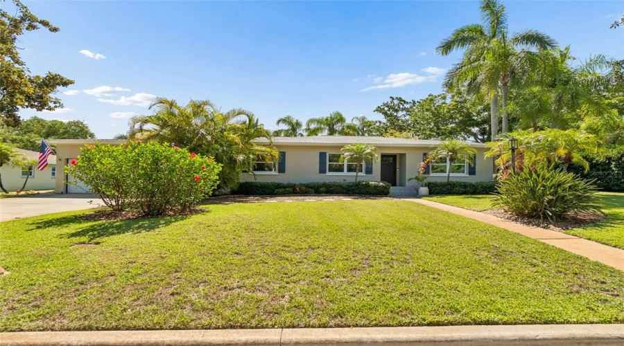 Belleair, Florida 33756, 3 Bedroom Bedrooms, ,3 Bathroombathrooms,Residential,For Sale,Eagles Nest,0,Mfrtb8521815