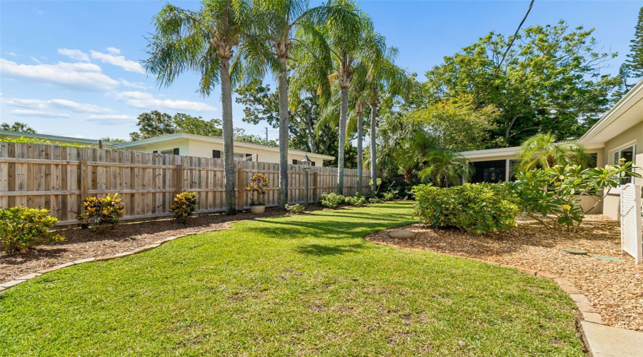 Belleair, Florida 33756, 3 Bedroom Bedrooms, ,3 Bathroombathrooms,Residential,For Sale,Eagles Nest,0,Mfrtb8521815