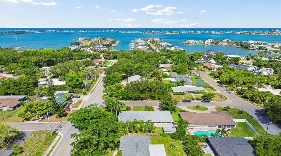 Belleair, Florida 33756, 3 Bedroom Bedrooms, ,3 Bathroombathrooms,Residential,For Sale,Eagles Nest,0,Mfrtb8521815