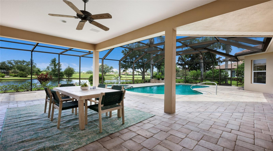 Lakewood Ranch, Florida 34202, 3 Bedroom Bedrooms, ,3 Bathroombathrooms,Residential,For Sale,Ashland,0,Mfra4702562