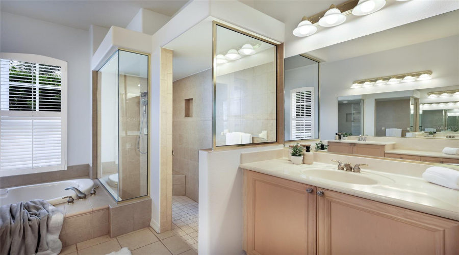 Lakewood Ranch, Florida 34202, 3 Bedroom Bedrooms, ,3 Bathroombathrooms,Residential,For Sale,Ashland,0,Mfra4702562