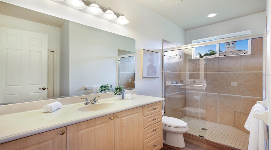 Lakewood Ranch, Florida 34202, 3 Bedroom Bedrooms, ,3 Bathroombathrooms,Residential,For Sale,Ashland,0,Mfra4702562