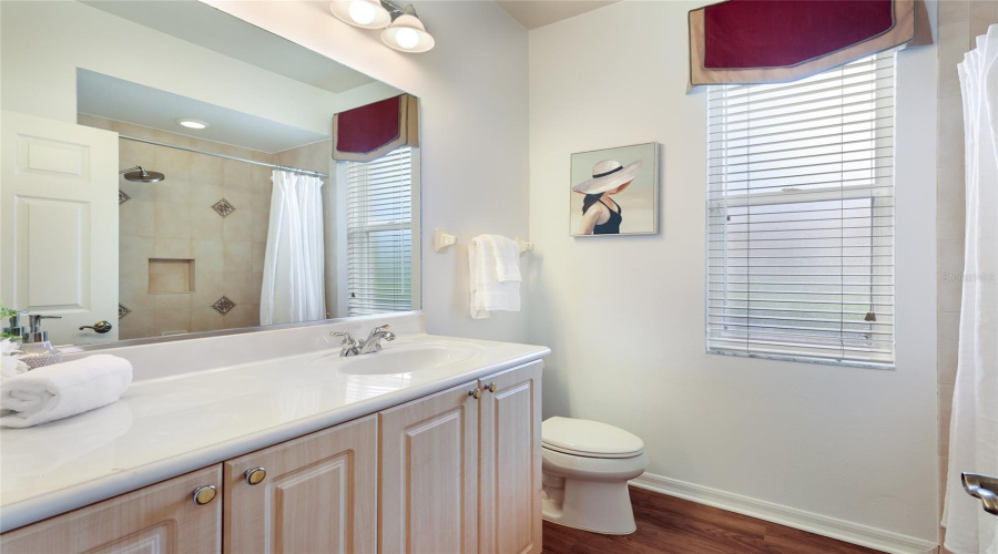 Lakewood Ranch, Florida 34202, 3 Bedroom Bedrooms, ,3 Bathroombathrooms,Residential,For Sale,Ashland,0,Mfra4702562