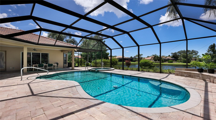 Lakewood Ranch, Florida 34202, 3 Bedroom Bedrooms, ,3 Bathroombathrooms,Residential,For Sale,Ashland,0,Mfra4702562