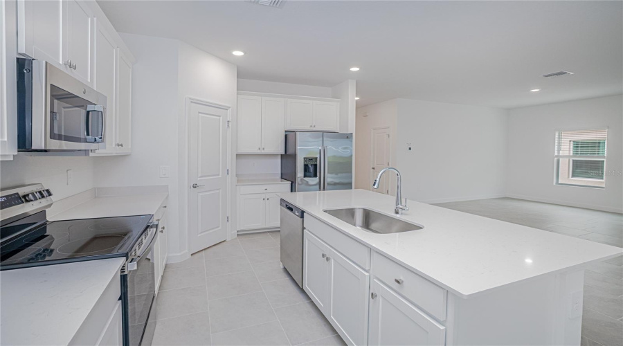 Punta Gorda, Florida 33955, 4 Bedroom Bedrooms, ,3 Bathroombathrooms,Residential,For Sale,Grassmere,0,Mfrc7528527