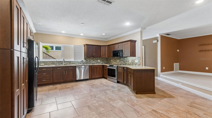 St Petersburg, Florida 33715, 4 Bedroom Bedrooms, ,3 Bathroombathrooms,Residential,For Sale,Pinellas Bayway,0,Mfrtb8505494
