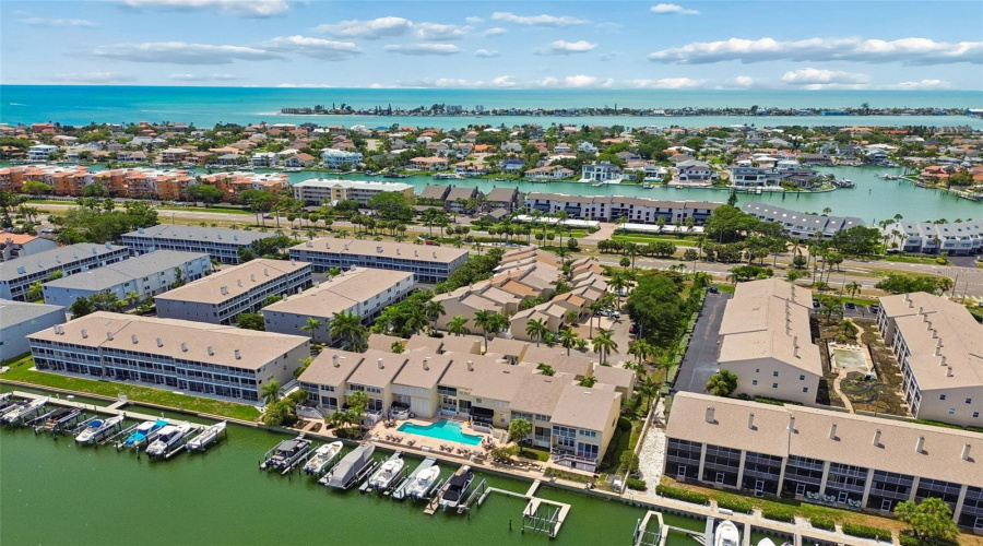 St Petersburg, Florida 33715, 4 Bedroom Bedrooms, ,3 Bathroombathrooms,Residential,For Sale,Pinellas Bayway,0,Mfrtb8505494