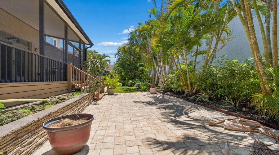 St Petersburg, Florida 33715, 4 Bedroom Bedrooms, ,3 Bathroombathrooms,Residential,For Sale,Pinellas Bayway,0,Mfrtb8505494
