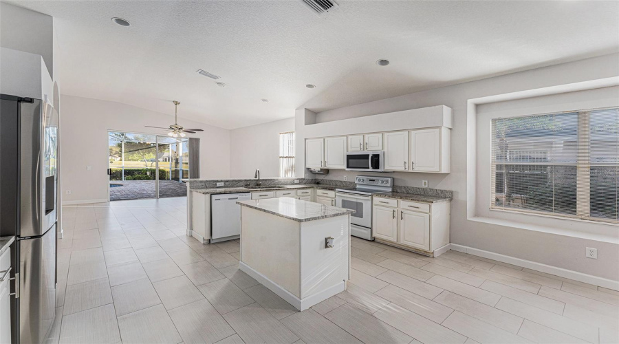 Valrico, Florida 33596, 3 Bedroom Bedrooms, ,2 Bathroombathrooms,Residential,For Sale,Stonebridge,0,Mfro6361189