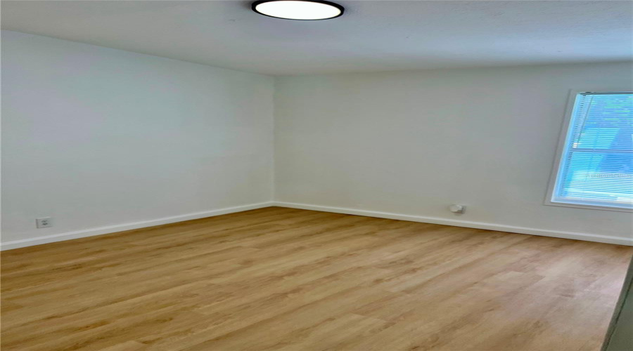 Orlando, Florida 32824, 4 Bedroom Bedrooms, ,2 Bathroombathrooms,Residential,For Sale,3Rd,0,Mfrs5156065