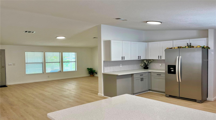 Orlando, Florida 32824, 4 Bedroom Bedrooms, ,2 Bathroombathrooms,Residential,For Sale,3Rd,0,Mfrs5156065