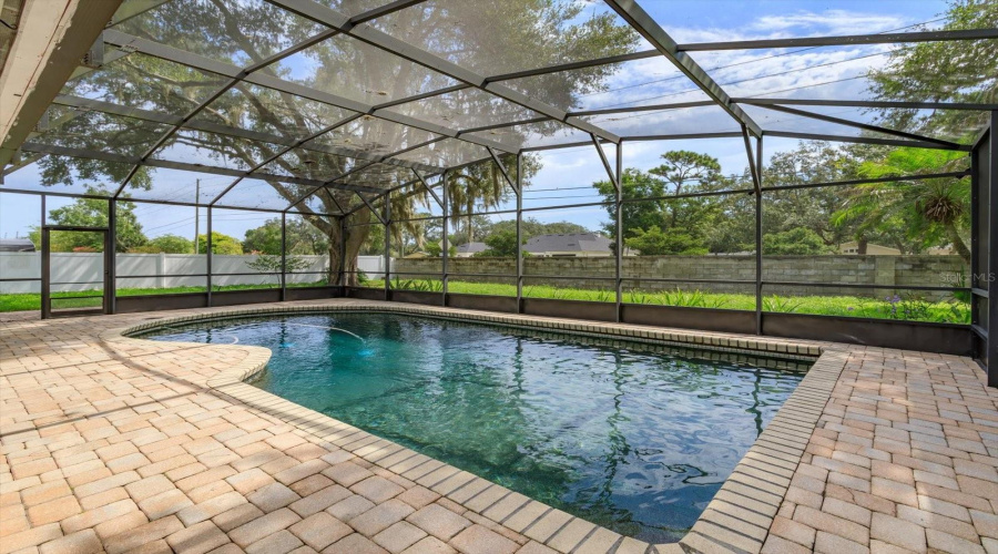 Winter Springs, Florida 32708, 4 Bedroom Bedrooms, ,3 Bathroombathrooms,Residential,For Sale,Courtland,0,Mfro6435785