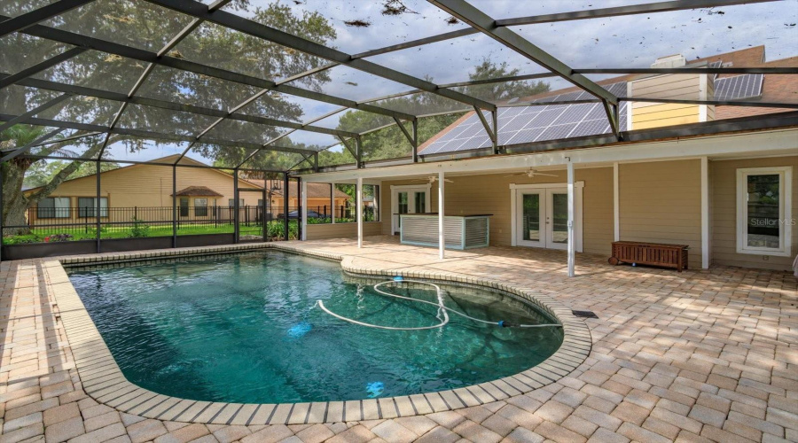 Summertime Fun In Your Screened Lanai And Pool