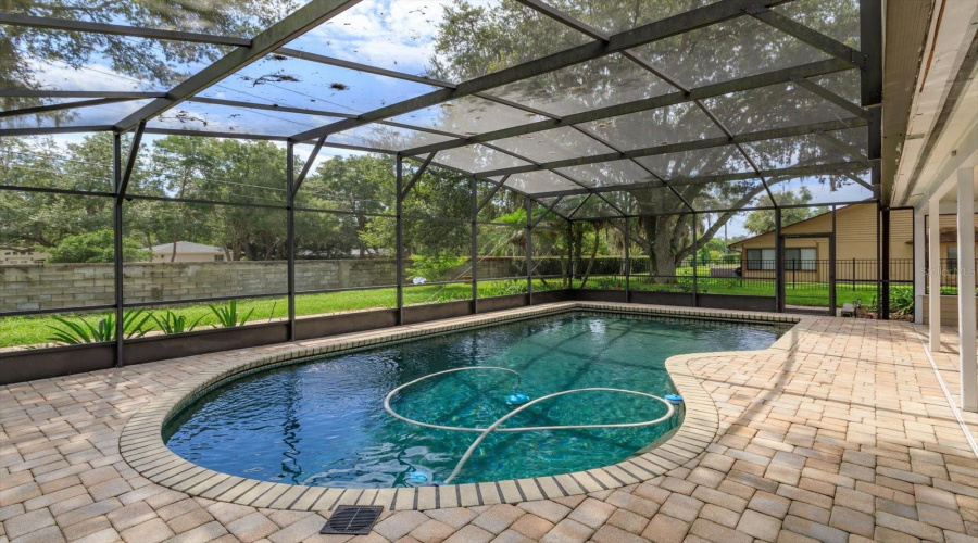 Winter Springs, Florida 32708, 4 Bedroom Bedrooms, ,3 Bathroombathrooms,Residential,For Sale,Courtland,0,Mfro6435785