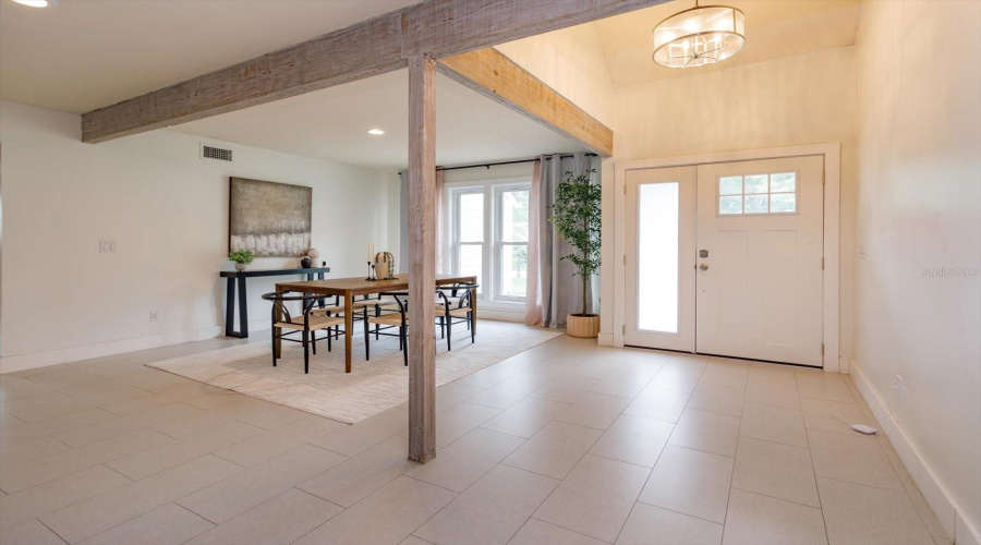 Winter Springs, Florida 32708, 4 Bedroom Bedrooms, ,3 Bathroombathrooms,Residential,For Sale,Courtland,0,Mfro6435785