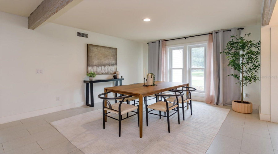 Winter Springs, Florida 32708, 4 Bedroom Bedrooms, ,3 Bathroombathrooms,Residential,For Sale,Courtland,0,Mfro6435785