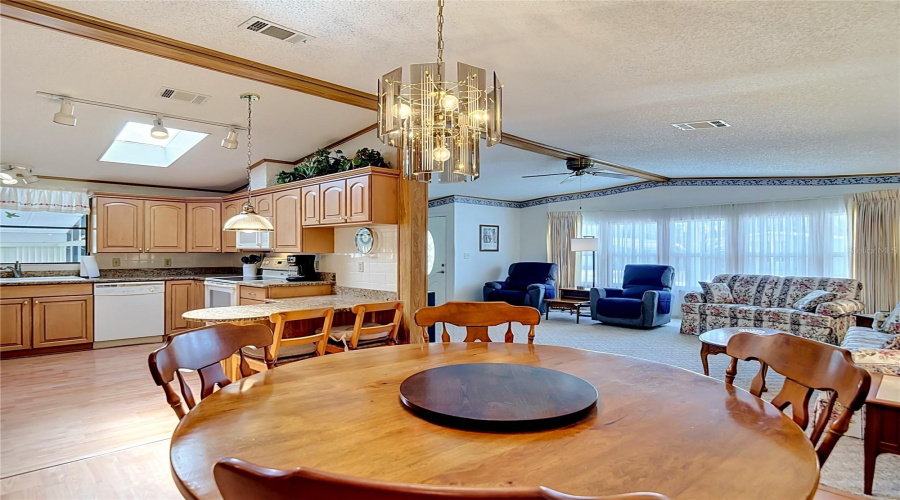 Zephyrhills, Florida 33541, 2 Bedroom Bedrooms, ,2 Bathroombathrooms,Residential,For Sale,Brisa,0,Mfrtb8505910