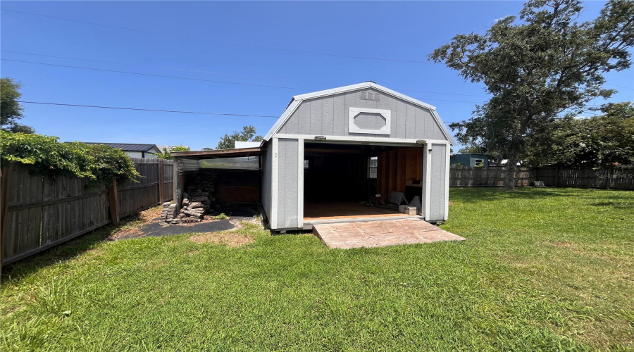 New Smyrna Beach, Florida 32168, 3 Bedroom Bedrooms, ,2 Bathroombathrooms,Residential,For Sale,Milton,0,Mfrns1088583