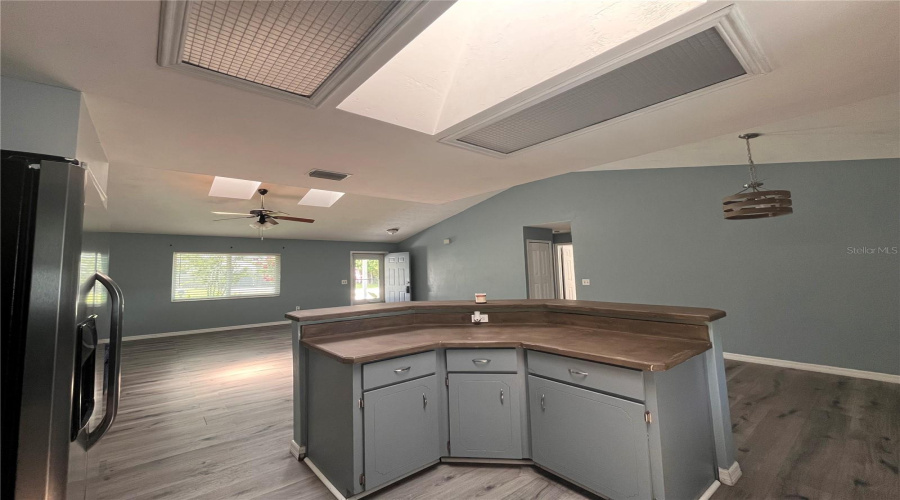New Smyrna Beach, Florida 32168, 3 Bedroom Bedrooms, ,2 Bathroombathrooms,Residential,For Sale,Milton,0,Mfrns1088583