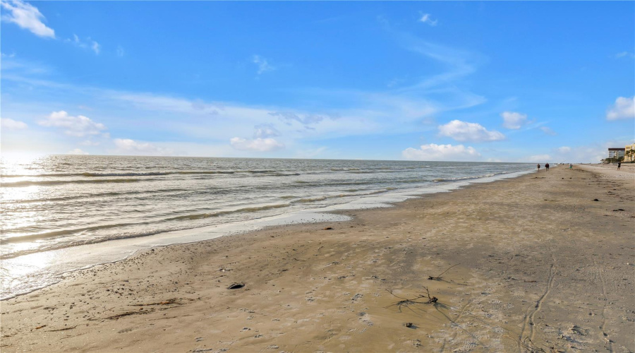 Redington Beach, Florida 33708, 3 Bedroom Bedrooms, ,3 Bathroombathrooms,Residential,For Sale,Gulf,0,Mfrtb8477072