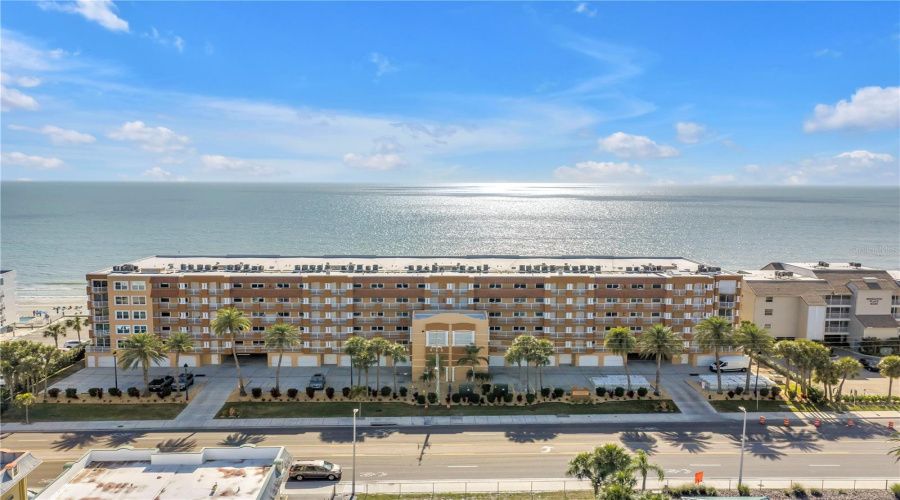 Redington Beach, Florida 33708, 3 Bedroom Bedrooms, ,3 Bathroombathrooms,Residential,For Sale,Gulf,0,Mfrtb8477072