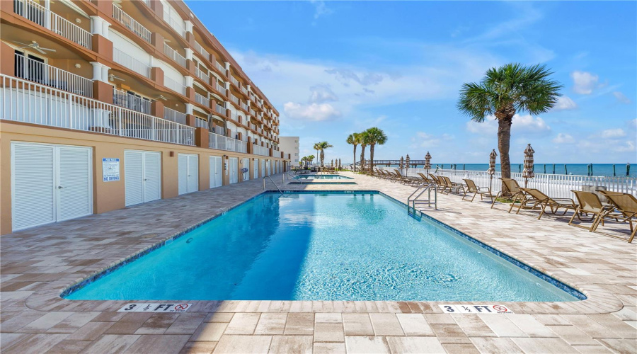 Redington Beach, Florida 33708, 3 Bedroom Bedrooms, ,3 Bathroombathrooms,Residential,For Sale,Gulf,0,Mfrtb8477072