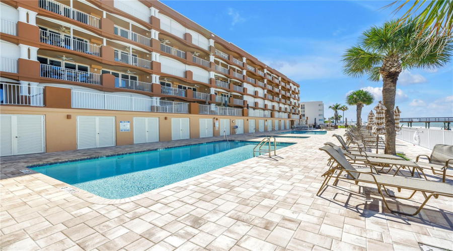 Redington Beach, Florida 33708, 3 Bedroom Bedrooms, ,3 Bathroombathrooms,Residential,For Sale,Gulf,0,Mfrtb8477072