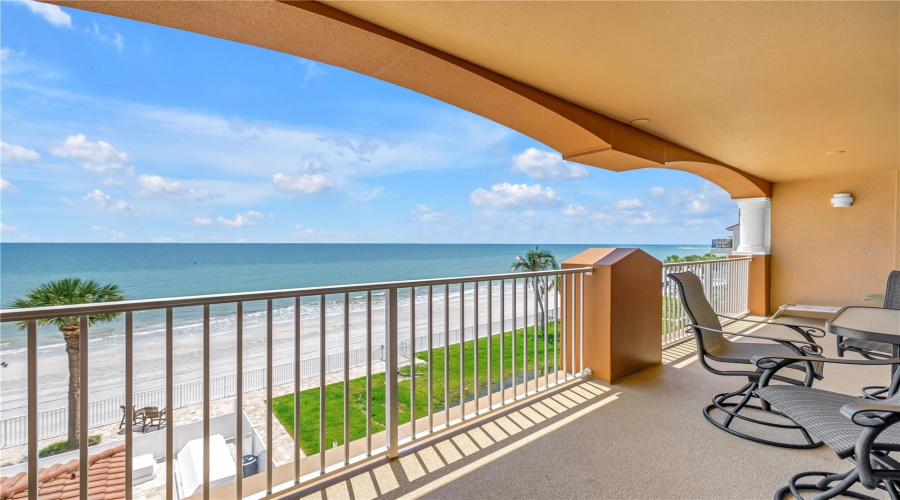 Redington Beach, Florida 33708, 3 Bedroom Bedrooms, ,3 Bathroombathrooms,Residential,For Sale,Gulf,0,Mfrtb8477072