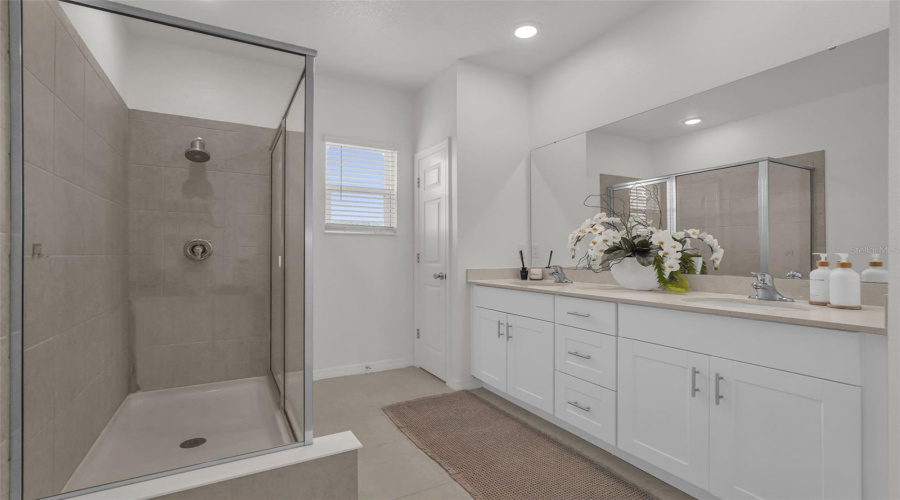 St Cloud, Florida 34771, 3 Bedroom Bedrooms, ,2 Bathroombathrooms,Residential,For Sale,Stockwell,0,Mfro6431945