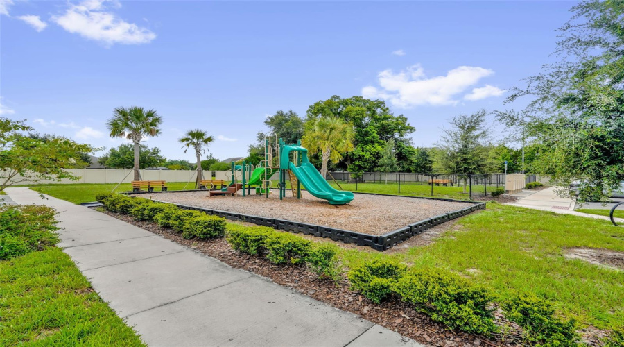 St Cloud, Florida 34771, 3 Bedroom Bedrooms, ,2 Bathroombathrooms,Residential,For Sale,Stockwell,0,Mfro6431945