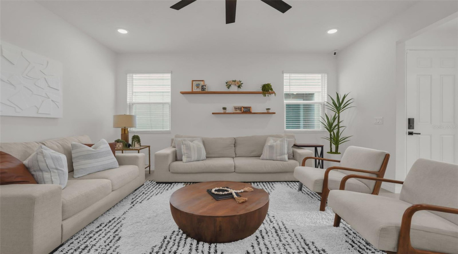 St Cloud, Florida 34771, 3 Bedroom Bedrooms, ,2 Bathroombathrooms,Residential,For Sale,Stockwell,0,Mfro6431945