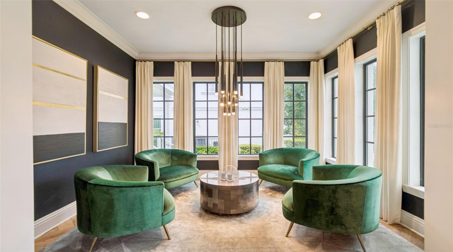 Tampa, Florida 33609, 5 Bedroom Bedrooms, ,5 Bathroombathrooms,Residential,For Sale,Mariner,0,Mfrtb8524372