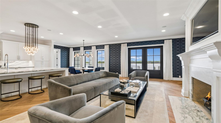 Tampa, Florida 33609, 5 Bedroom Bedrooms, ,5 Bathroombathrooms,Residential,For Sale,Mariner,0,Mfrtb8524372