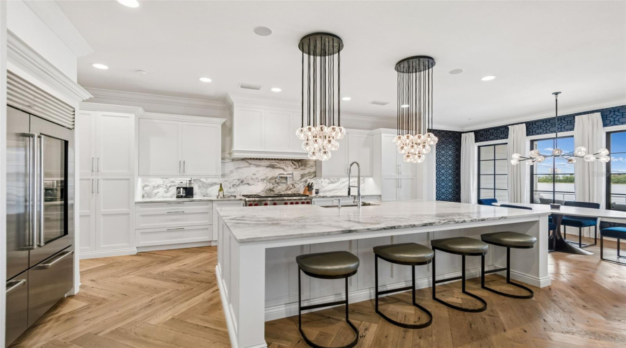 Tampa, Florida 33609, 5 Bedroom Bedrooms, ,5 Bathroombathrooms,Residential,For Sale,Mariner,0,Mfrtb8524372