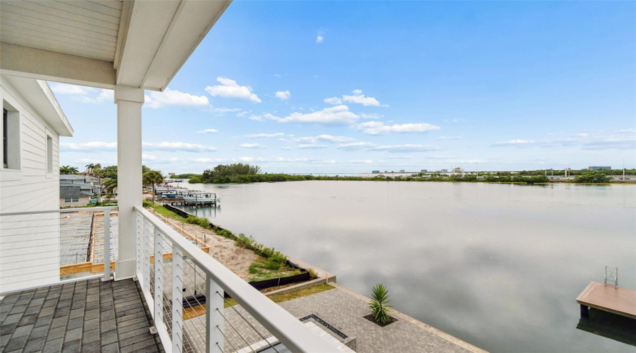 Tampa, Florida 33609, 5 Bedroom Bedrooms, ,5 Bathroombathrooms,Residential,For Sale,Mariner,0,Mfrtb8524372