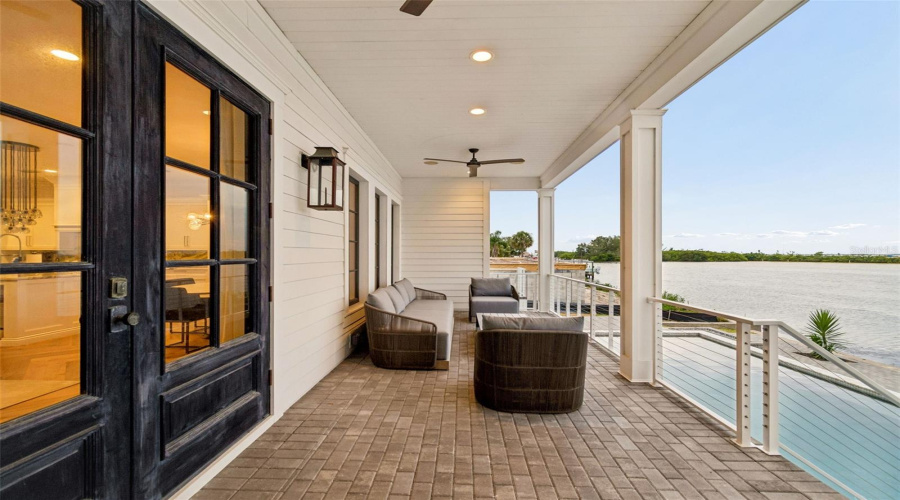 Tampa, Florida 33609, 5 Bedroom Bedrooms, ,5 Bathroombathrooms,Residential,For Sale,Mariner,0,Mfrtb8524372