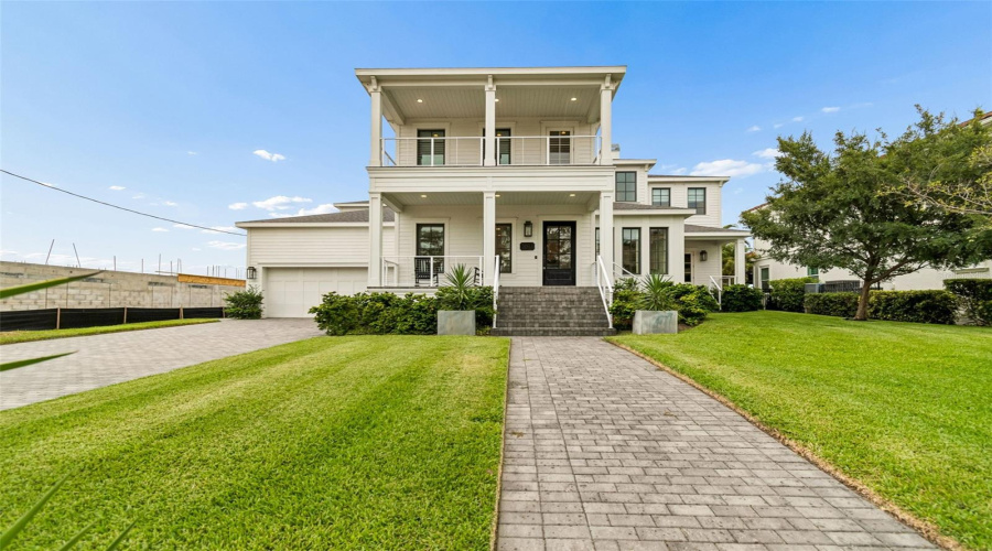 Tampa, Florida 33609, 5 Bedroom Bedrooms, ,5 Bathroombathrooms,Residential,For Sale,Mariner,0,Mfrtb8524372