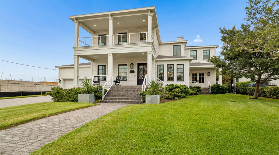 Tampa, Florida 33609, 5 Bedroom Bedrooms, ,5 Bathroombathrooms,Residential,For Sale,Mariner,0,Mfrtb8524372
